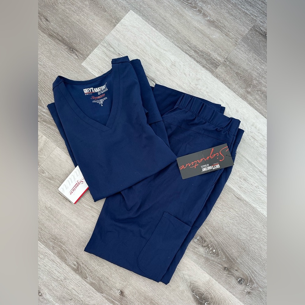 Navy Greys Anatomy Scrub Set Small